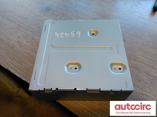Bilstereo diverse til Tesla Model S 2013-2016 (Fase 1)  (PANASONIC|1004787-03-C|CR-LX52F0GDA|)