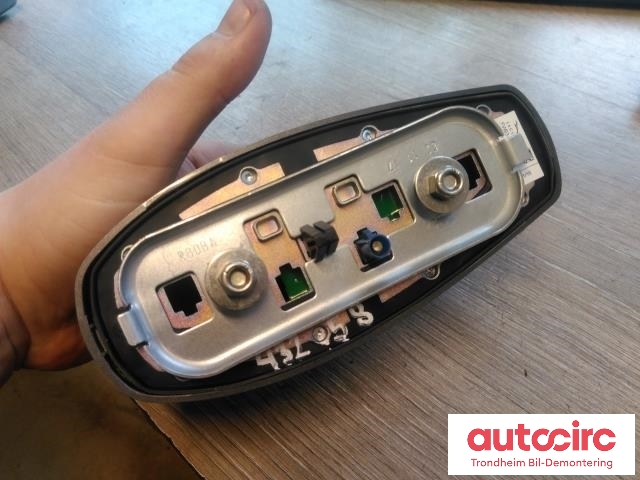 Antenne navigasjon til Jaguar F-PACE 2016-->> (X761) (X761) (..|FW93-19C089-AA|C2D38129|FW9319C089BA)