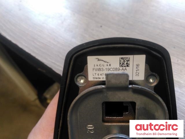 Antenne navigasjon til Jaguar F-PACE 2016-->> (X761) (X761) (..|FW93-19C089-AA|C2D38129|FW9319C089BA)