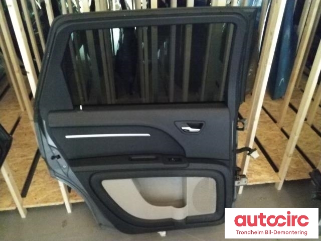 Dør venstre bak til Dodge Journey 2008-2010  (HEL OG PEN|68040233AA|5076783AB|)