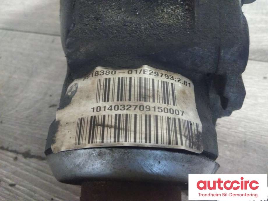 Kardang klokke foran til BMW X4 2014-2018 (F26) (F26) (BMW AG|8618380|8623110|31508623110| 31517567345| 31517558151)