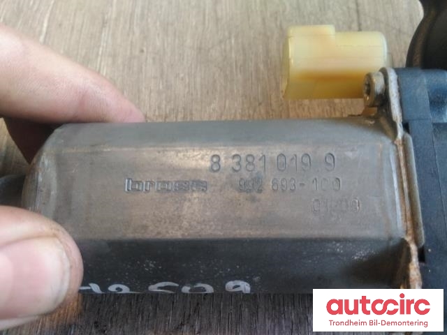 Ruteheis, kun motor, venstre foran til BMW X5 2000-2006 (E53) (E53) (BOSCH|8381019|67628381019|)
