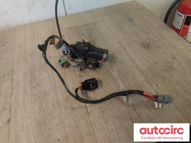 Låsekasse høyre foran til Ford Expedition 2003-2006 (..|4L1T-14630-AB|4L1Z-78219A64-AB|)