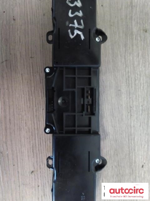 Bryter diverse til Mercedes Vito/Viano 2010-2014 (Fase 2) (W639) (W639) (MERCEDES|A6398701410|A6398700410|A6398702010)