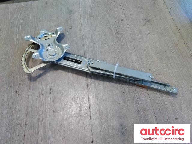Ruteheis høyre foran til Toyota Auris 2007-2010 (Type I, Fase 1)  (UTEN MOTOR|6981002320|69810-02320|)