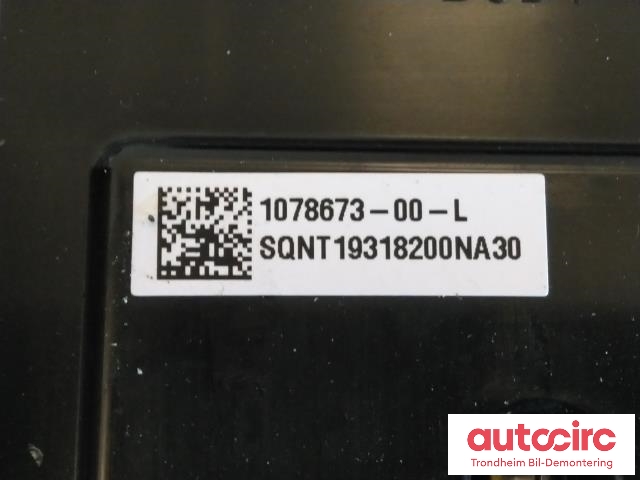 Styreenhet comfort (BCM) til Tesla Model 3 2018-2023 (Fase 1)  (TESLA|1078673-00-L|)