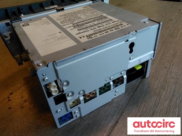Bilstereo navigasjon til Mercedes E-Klasse 2009-2013 (Fase 1) (W212) (W212) (MITSUBISHI ELECTRIC|A2129008409|N853K19150|A2129004612)