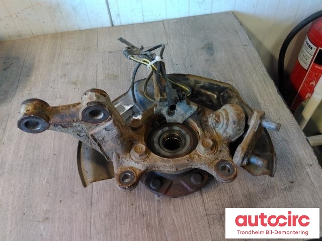Hjulspindel høyre foran til Toyota Avensis 2009-2015 (Type III, Fase 1)  (SEDAN BENSIN/AUTOMAT|4321105090|43211-05090|)