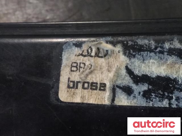 Ruteheis høyre bak til Audi Q7 2006-2010 (Type I, Fase 1) (BROSE|4L0839462B|4L0839462C|)