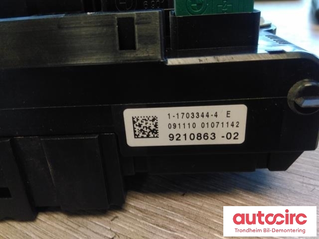 Sikringsboks til BMW X3 2010-2017 (F25) (F25) (..|9210863|61149210863|61 14 9 210 863| 1-1703344-4E)