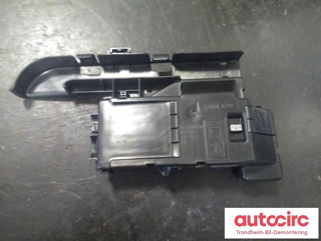 Styreenhet batteri til Volvo V90 / V90 CC / S90, 2016-->>  (..|31450530)
