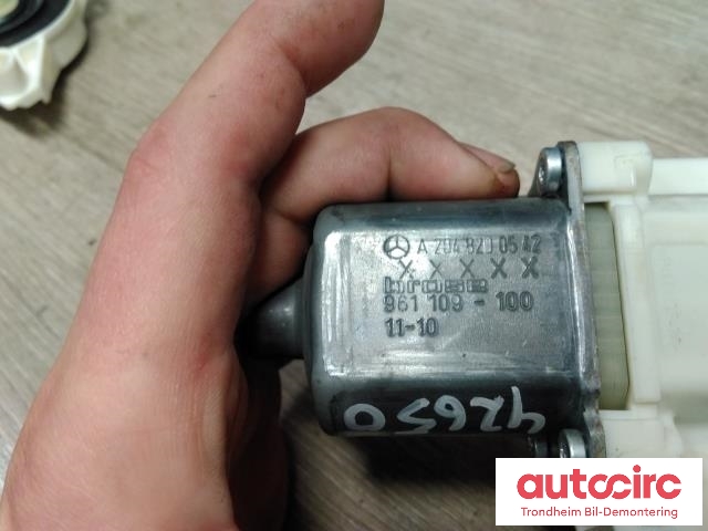Ruteheis, kun motor, venstre bak til Mercedes C-Klasse 2011-2014 (Fase 2) (W204) (W204) (BOSCH|A2048200542|0130822505|961109-100)
