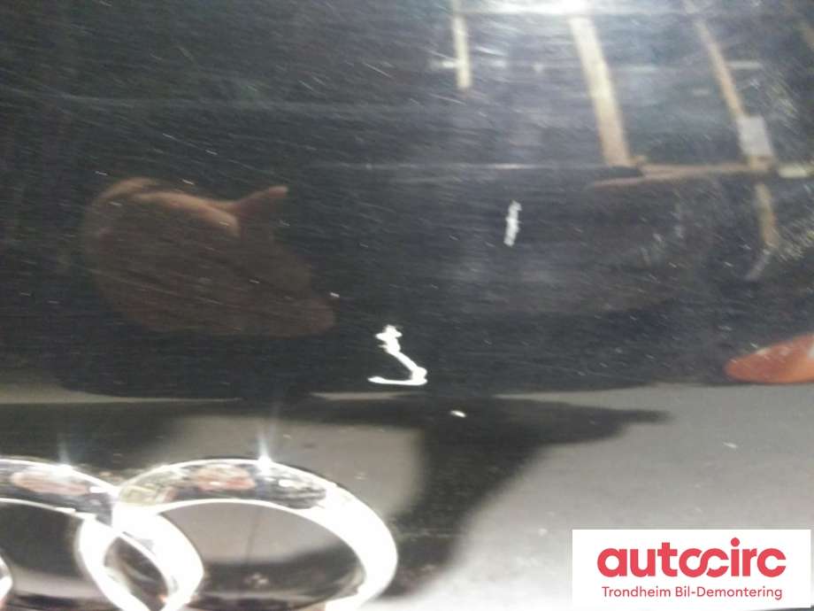 Bakluke til Audi Q3 2011-2014 (Type I, Fase 1)  (..|8U0827025|8U0827025B|)