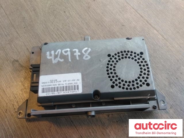 Bilstereo navigasjon skjerm til Peugeot Expert 2007-2016 (Type II)  (..|9663321580|503550081026|6563YK)