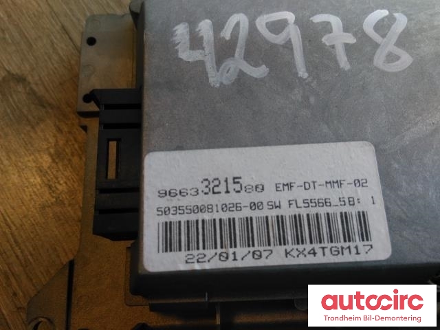 Bilstereo navigasjon skjerm til Peugeot Expert 2007-2016 (Type II)  (..|9663321580|503550081026|6563YK)