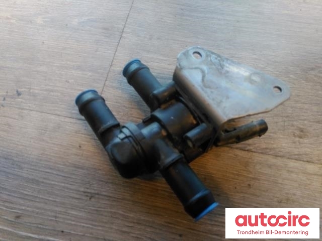 Ventil vann til Volvo V90 / V90 CC / S90 2016-->>  (..|31461924|8888038596|)