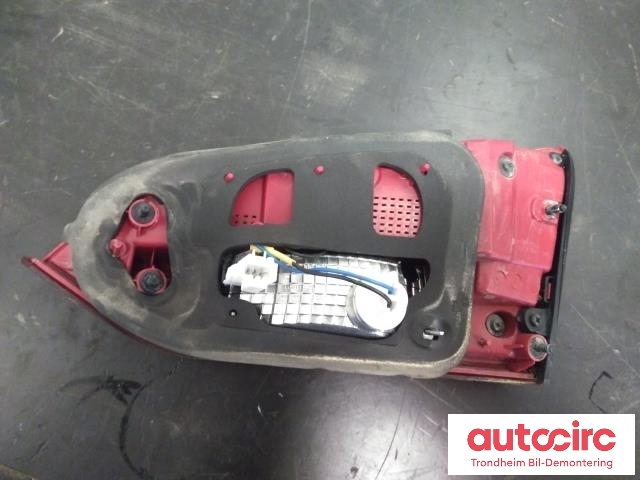 Baklykt venstre indre til Hyundai Santa Fe 2012-2020 (Type III) (..|924052W135|92405-2W135|92405-2W130)