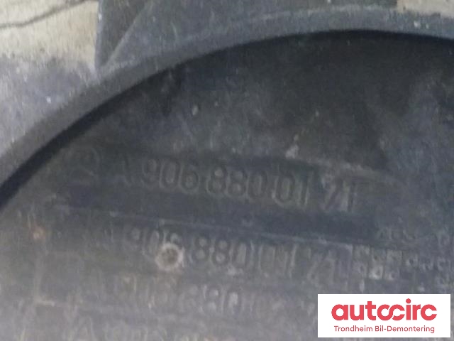 Støtfanger bak midtre del til Mercedes Sprinter 2013-2018 (Fase 2) (906) (906) (..|A9068800171|A9068800271|A9068804171)