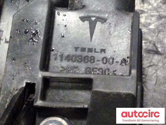 Styreenhet autopilot til Tesla Model S 2016-2021 (Fase 2)  (..|1131021-00-A|1140368-00-A|)