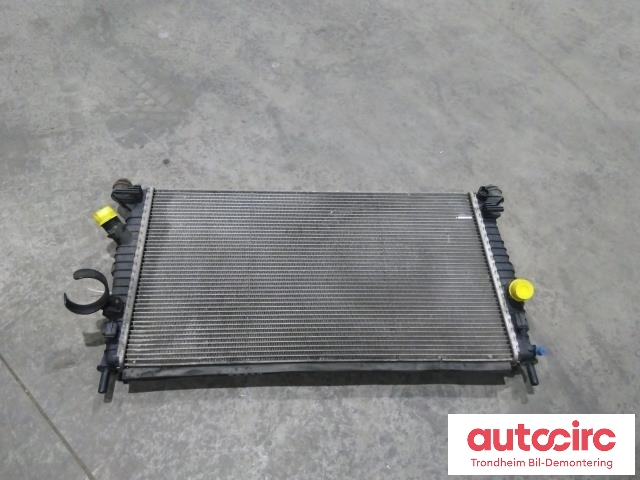 Radiator (manuell gir) til Volvo C30 2006-2009 (Fase 1)  (VISTEON/FOMOCO|3M5H 8005 TL|30741094|)