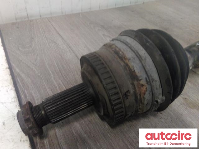 Drivaksel høyre foran, bensin/automat til Land Rover Range Rover 2002-2012 (Type III) (..|IED000062|3H4Z4679AA|IED500110)