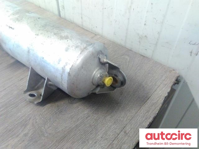 Lufttørke/regulator til Porsche Macan 2014-->> (95B) (95B) (LUFTTANK FJÆRING|95B616201A|)