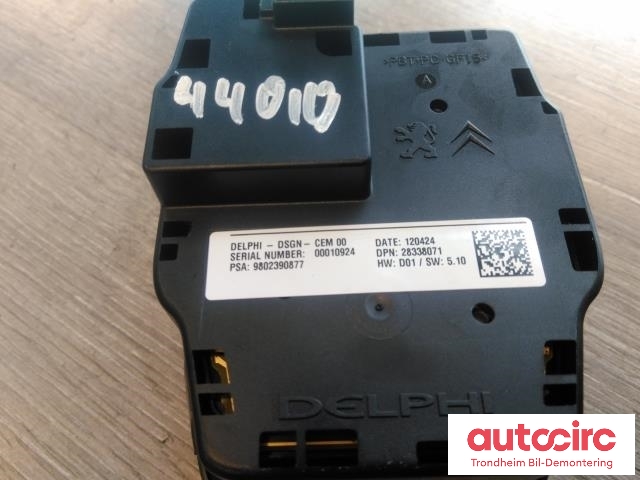 Bilstereo navigasjon betjeningspanel til Peugeot 508 2011-2014 (Type I, Fase 1)  (DELPHI|9802390877|6593U1|98023785ZD)