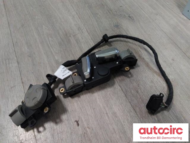 Bryterpanel førersete til Audi A8, 2003-2010 (Type II)  (VENSTRE FORAN|4E9959765C)