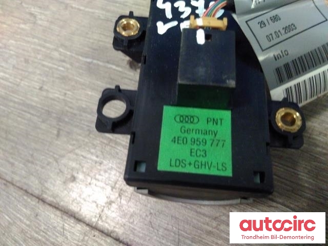 Bryterpanel førersete til Audi A8 2003-2010 (Type II)  (VENSTRE FORAN|4E9959765C|4E0959777|4E0959777C)
