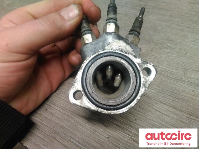 Motor diverse til VW Golf IV 1998-2003  (VARMER|028121145B|)