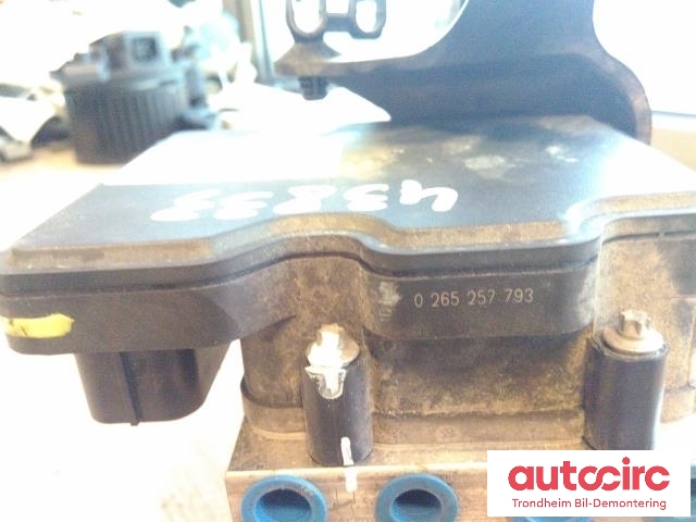 ABS sentral til Tesla Model 3 2018-2023 (Fase 1)  (BOSCH|1044745-00-B|1103541-00-A|0265257793)