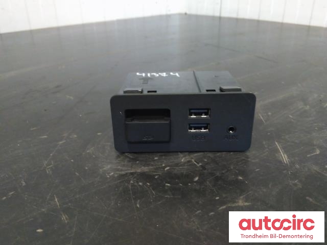Bilstereo diverse til Mazda CX-3, 2015-2022  (DESAY SV AUTOMOTIVE|D09H669U0)