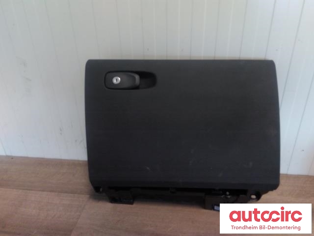 Hanskerom til Volvo V90 / V90 CC / S90 2016-->> (...|31417445|31688711|)