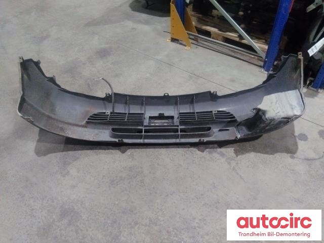 Støtfanger foran til Toyota Hiace 1996-2001 (Fase 1) (..|52119-26150|52119-26160|)