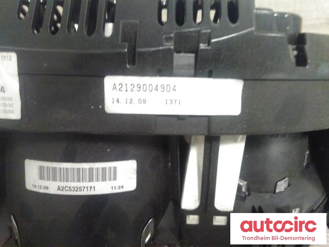 Instrumentpanel til Mercedes E-Klasse 2009-2013 (Fase 1) (W212) (W212) (...|A2129004904|A2C53257171|)