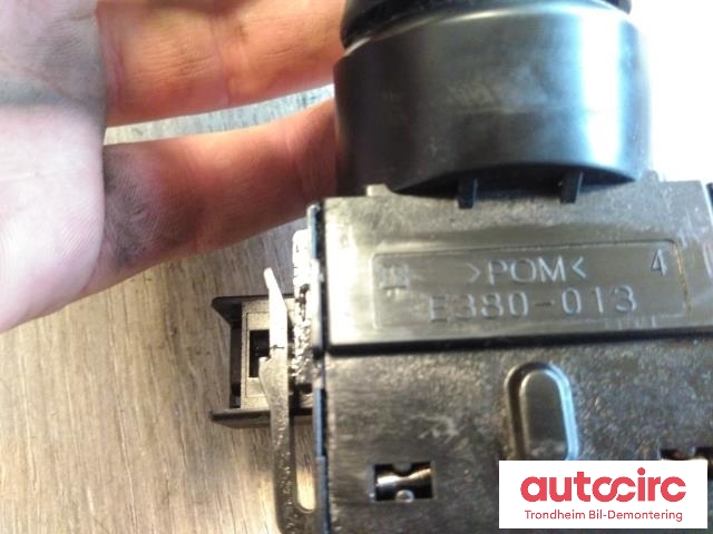 Bryter blink til Citroën C-Crosser 2007-2012  (..|6242AJ|1636476080|E380-013)
