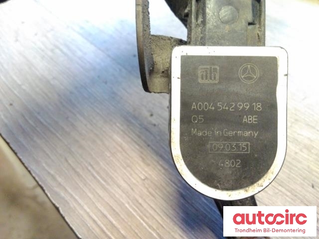 Sensor nivå, høyre bak til Mercedes B-Klasse, electric drive 2014-2018 (W242) (W242) (..|A0045429918|)