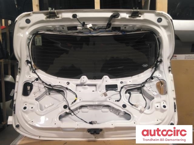 Bakluke til Kia Carens 2013-2018 Type III (HYUNDAI/KIA|73700A4040|)
