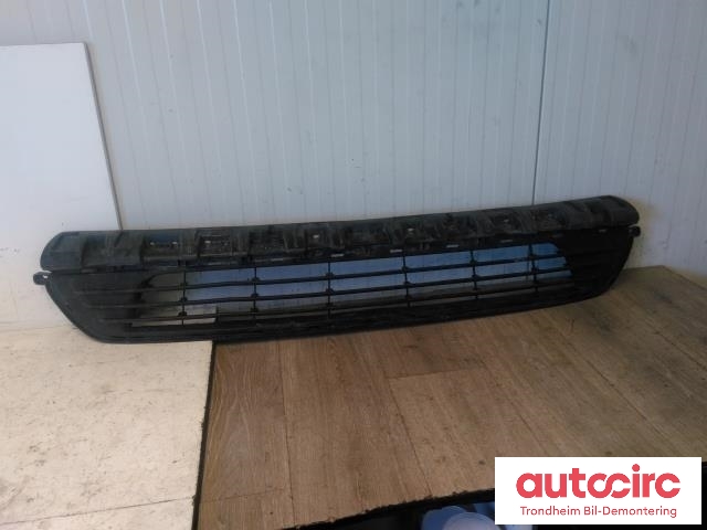 Grill til Opel Vivaro B, 2014-2019  (NEDRE|93868858)
