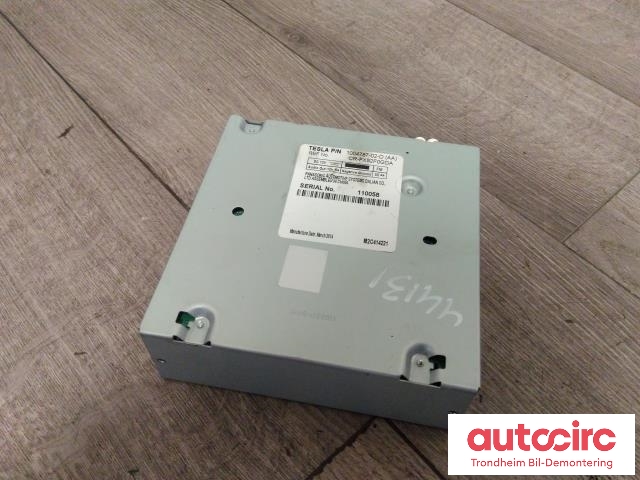 Bilstereo diverse til Tesla Model S, 2013-2016 (Fase 1) (PANASONIC|1004787-02-D)