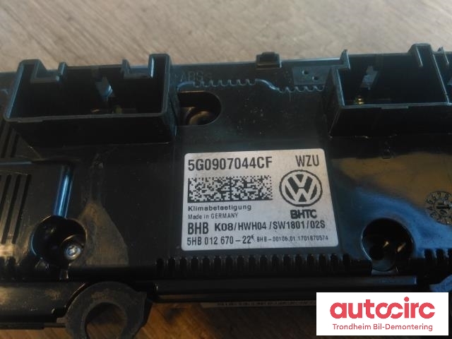 Varmeapparat betjening til VW Golf VII 2012-2017 (Fase 1) (BHTC|5G0907044CF|5HB012670-22|)