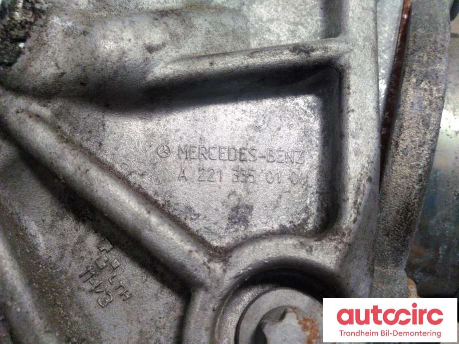Kardang klokke foran til Mercedes E-Klasse 2013-2016 (Fase 2) (W212) (W212) (..|A2213350100|A2213308700|A2213307500| A2213310100)