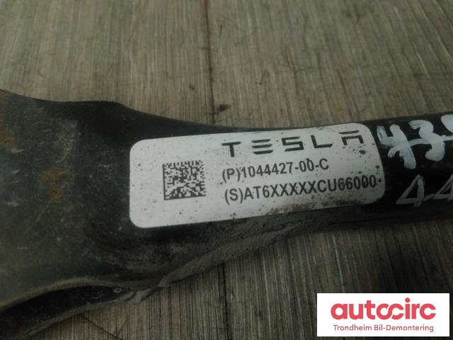 Bærebru venstre bak til Tesla Model 3 2018-2023 (Fase 1)  (ØVRE FREMRE BÆREARM|1044427-00-C|)