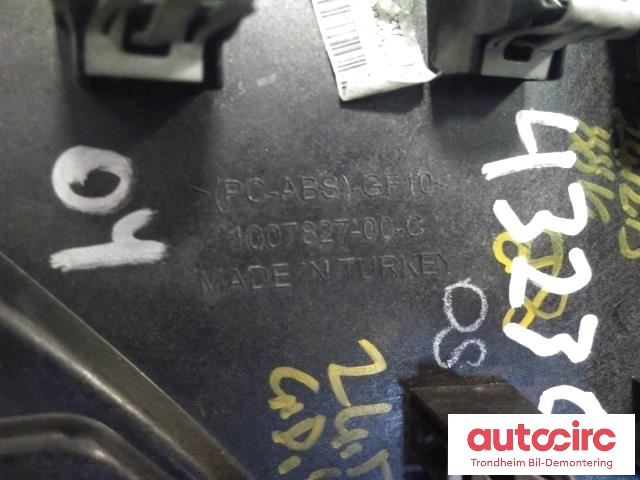 Dashbord friskluftdyse til Tesla Model S 2016-2021 (Fase 2)  (KOMPLETT SETT|1007821-00-D|1007827-00-C|1007881-00-B)