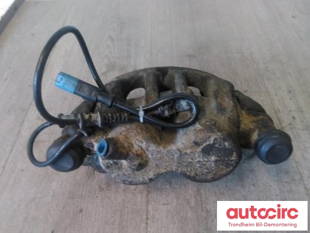 Bremsecaliper høyre foran til VW Crafter 2011-2016 (Type I, Fase 2)  (MED KLAVE|2E0615106B|)