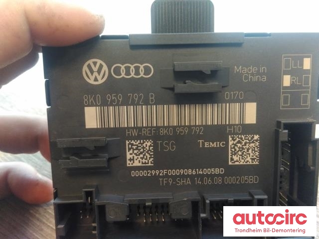 Styreenhet dør høyre foran til Audi A4 2007-2014 (Type IV) (B8) (B8) (TEMIC|8K0959792B|TF9-SHA|)