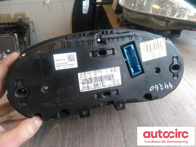 Instrumentpanel til VW Amarok 2010-2016 (Type I, Fase 1)  (JOHNSON CONTROLS|2H0920861C|1692135|2H0920861CX)
