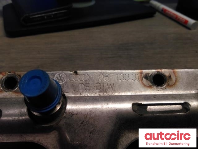 Dyseskinne (fuelrail) til Audi A6 2005-2008 (Type III, Fase 1) (C6) (C6) (BENSIN|06F133317G|2900902989|06F133317L)
