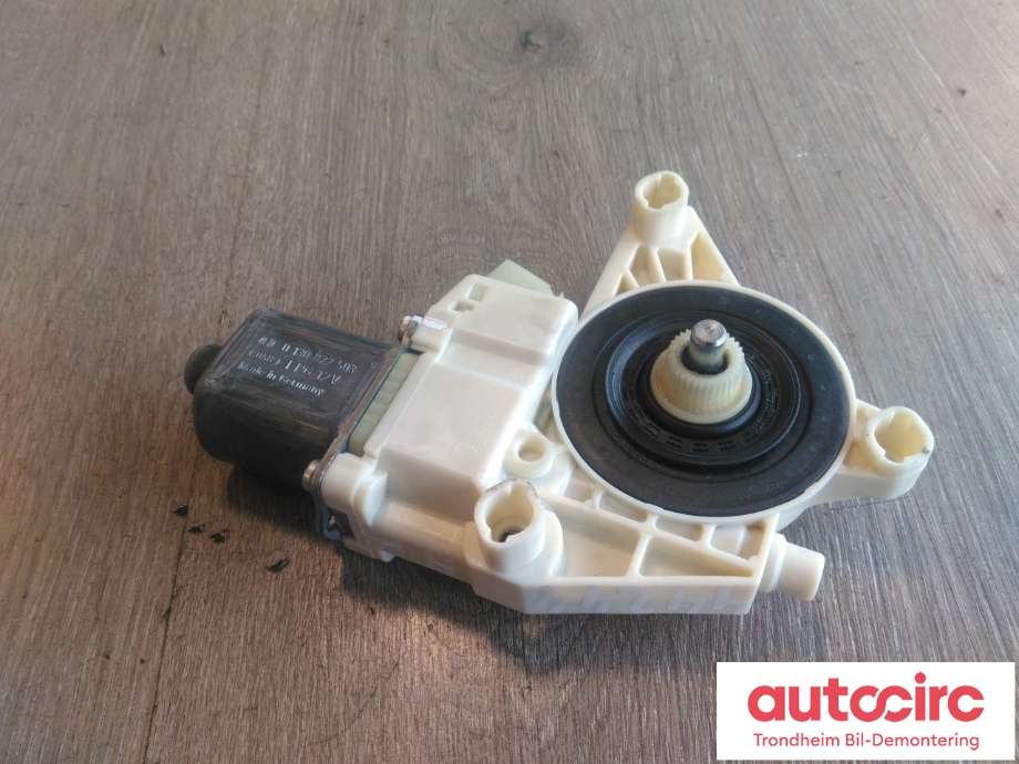 Ruteheis, kun motor, høyre foran til Mercedes C-Klasse, Coupe/Cab, 2011-2015 (C204) (C204) (BOSCH BROSE|A2048200142)
