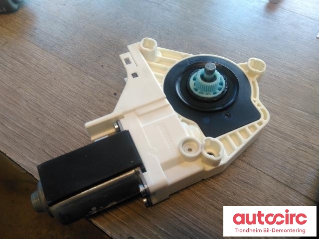 Ruteheis, kun motor, venstre foran til Audi A4, Allroad 2009-2016 (Type I) (B8) (B8) (BROSE|8K0959801A|1036-A66634-110|8T0959801B)
